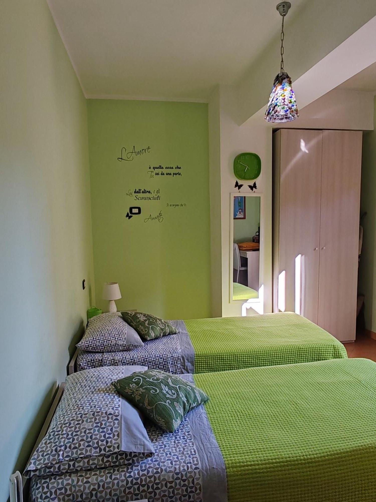 B&B La Rosa Dei Venti Acri Luaran gambar